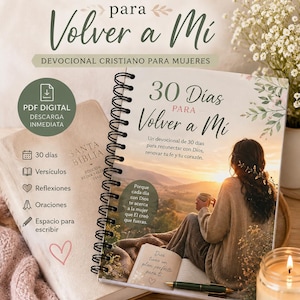 Könnte beinhalten: Ein spiralgebundenes Andachtsbuch mit dem Titel 30 Días para Volver a Mi, das auf dem Cover eine Person in einem Feld bei Sonnenuntergang zeigt. Das Buch enthält Abschnitte für tägliche Verse, Reflexionen, Gebete und Platz zum Schreiben.