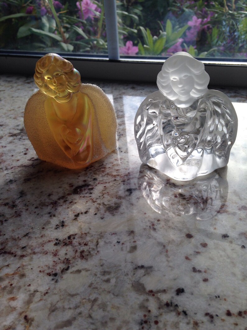 Fenton Seated Angel Topaz Glass Clear Frosted
