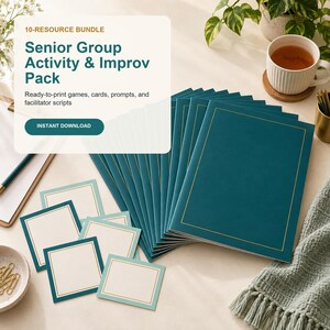 K&ouml;nnte beinhalten: Ein 10-teiliges Ressourcenpaket mit dem Titel Senior Group Activity & Improv Pack, bestehend aus blaugr&uuml;nen Heften mit Goldr&auml;ndern, passenden quadratischen und rechteckigen Karten mit Goldrahmen sowie Text f&uuml;r einen sofortigen Download.
