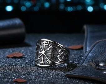 Vegvisir Viking Compass Ring in Titanium Steel for Men