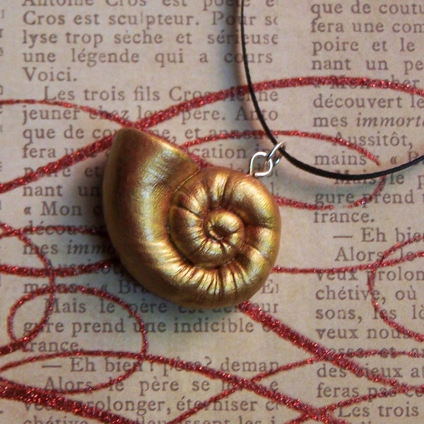Small Ursula Inspired Golden Spiral Shell Pendant Necklace