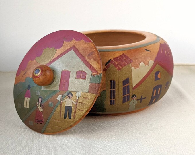 Vintage Folk Art Box, Vintage Wooden Box, Panoramic Round Box, People Village Life, Peruvian