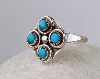 Vintage Southwestern Sterling Silver Turquoise Ring - Size 5-3/4