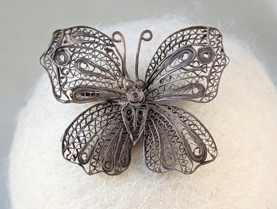 Vintage Sterling Silver Filigree Butterfly Brooch… - image 9