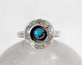 Vintage Turquoise Sterling Silver Ring: Southwestern Boho Size 7.5