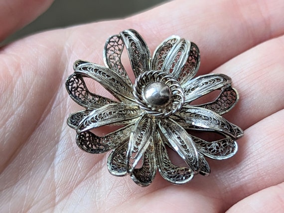 Vintage Sterling Silver Flower Filigree Brooch, S… - image 4
