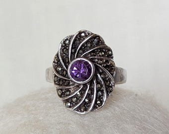 Vintage Art Deco Sterling Silver Amethyst Marcasite Ring - Size 8.5