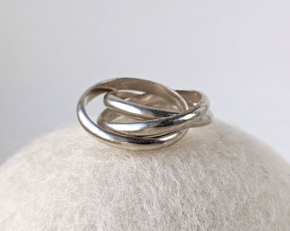 Sterling Silver Trinity Ring: Interlocked Bands, … - image 3