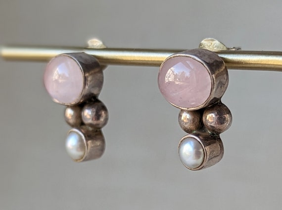 Vintage Sterling Silver Pearl and Rose Quartz Ear… - image 3