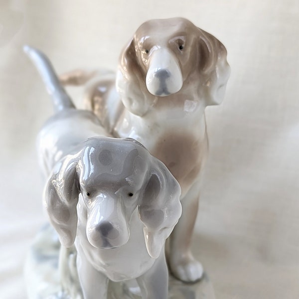 Vintage Porcelain Setter Dogs Figurine by Rex Valencia made in Spain, Collectible Porcelain, Nature Animals Dogs, Vintage Porcelain Spain