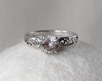 Bague vintage en argent sterling et zircone cubique : motif tourbillon, taille 8 3/4