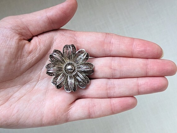 Vintage Sterling Silver Flower Filigree Brooch, S… - image 7