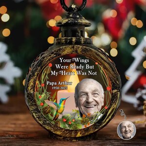 Lanterna Memorial Personalizada com Foto - Enfeite de Vela Sem Chama "Estou Sempre com Você" - Presente de Condolências para Lembrança da Perda de um Ente Querido