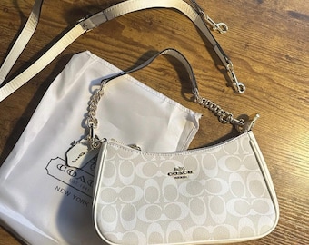 Coach Teri schoudertas met kenmerkend canvas, wit