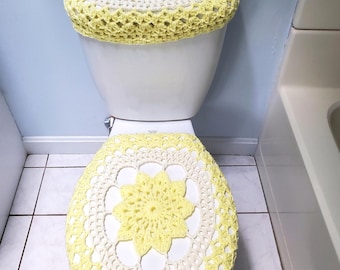 A Set of 2 - Crochet Toilet Tank Lid Cover and Crochet Toilet Seat Cover - yellow/natural (TTLTSC30EE)
