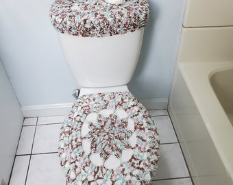 a set of 2 - a crochet toilet seat cover and a tank lid cover  - tea party (TTLTSC30D)