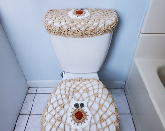 a set of 2 - a crochet toilet seat cover/a tank lid cover, owl toilet set, Bathroom decor - cream (TTLTSC37A)