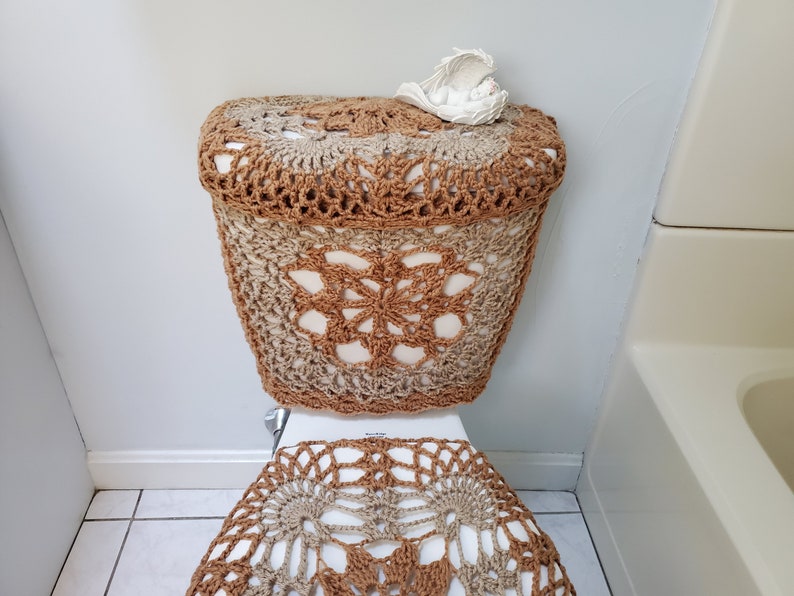 Crochet Toilet Tank Wrap, Tank Lid Cover or Toilet Seat Cover camel/mushroom TTW2B, TLL33G, TSC33G image 4