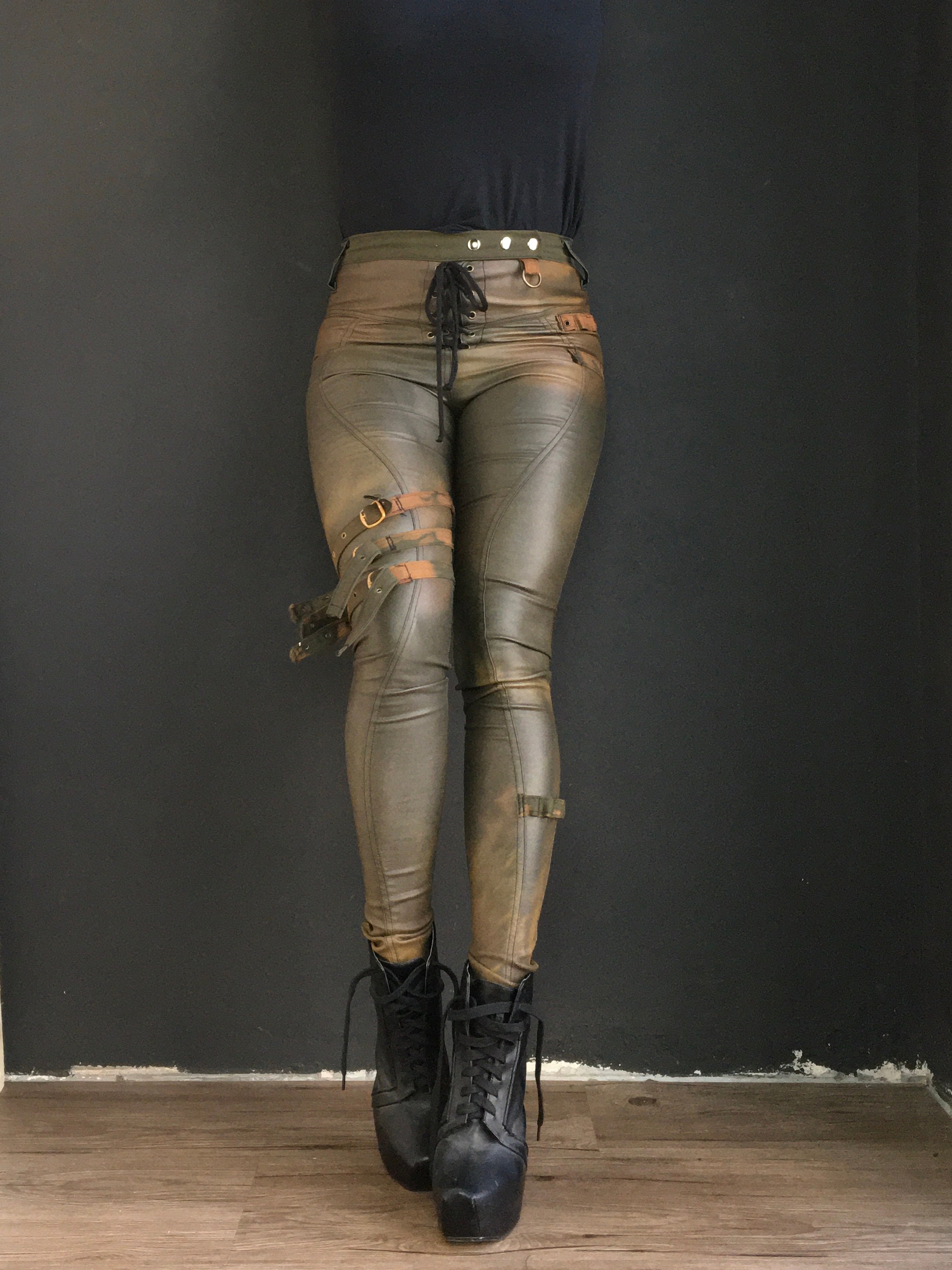 Rusty Stitches - Claudia V2 motorcycle leggings - Biker Outfit