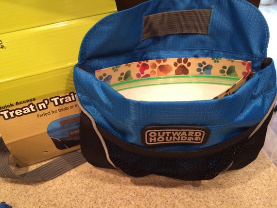 outward hound treat pouch