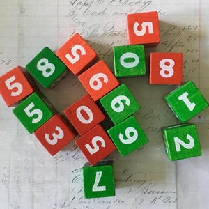 Wooden Cubes / 16 Wood Dice Cubes Red & Green -- Large size 3/4&quot; square Dice -- Great for Crafts, Shadow Boxes, Altered Art, etc.