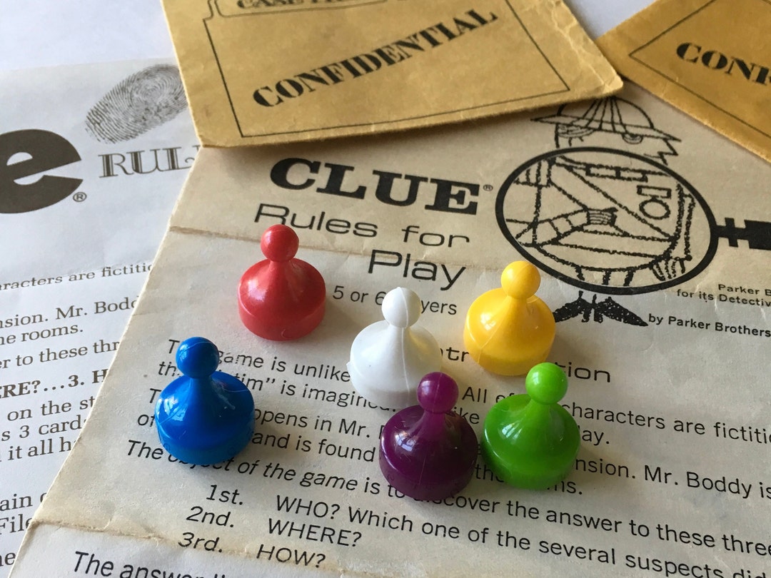 CLUE GAME Pieces / 6 Vintage Plastic Pawns Clue Game Pieces Great for