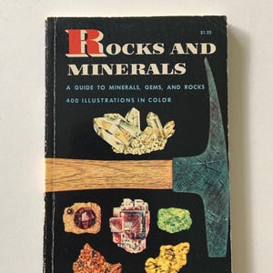 Rocks & Minerals book / Vintage Golden NATURE Guide Rocks and Minerals #24499 w/400 Color Illustrations Softcover 1957