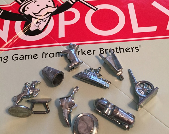 Monopoly Game Pieces / 10 Vintage Monopoly Game Tokens for Crafts