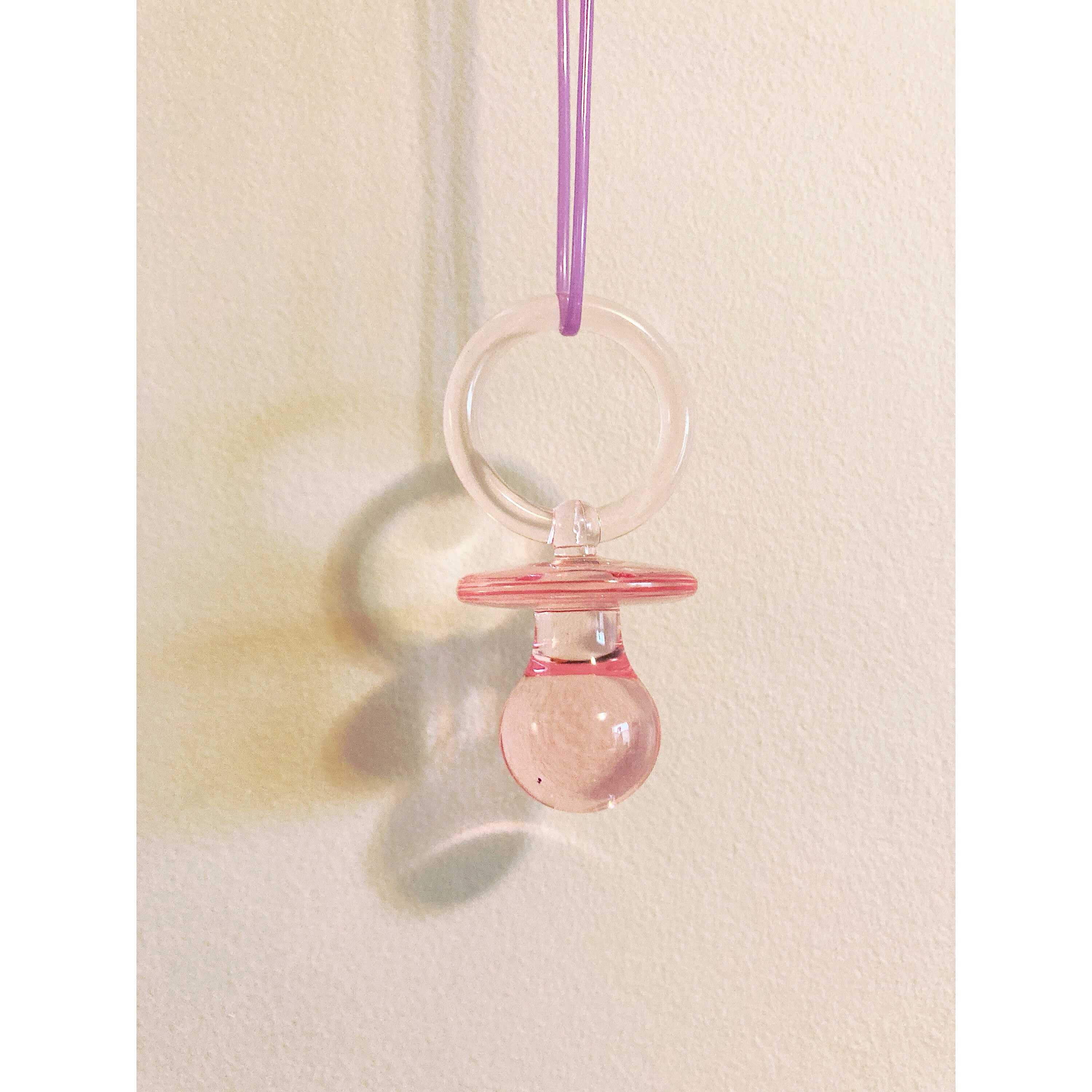 Amazon.com: Pacifier Necklaces Baby Shower Don't Say Mommy's Name Game (for  10 Guests in Pink) : Baby