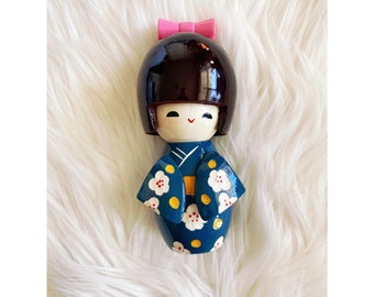 Vintage Kokeshi Dolls, Vintage Japanese Doll, Traditional Japanese Doll, Wooden Doll, Folk Art, Pink Bow, Kawaii Decor, Art Doll, Cute Doll Vintage Kokeshi Dolls, Vintage Japanese Doll, Traditional Japanese Doll, Wooden Doll, Folk Art, Pink Bow, Kawaii Decor, Art Doll, Cute Doll