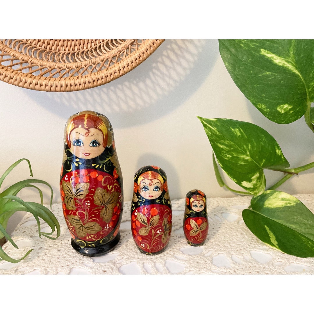 Vintage Nesting Dolls, Matryoshka Dolls, Vintage Wooden Dolls, Folk Art