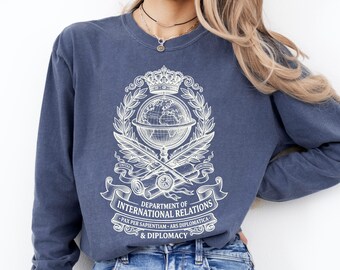 International Relations Long Sleeve Diplomacy Major Model UN Gift Political Science Crewneck