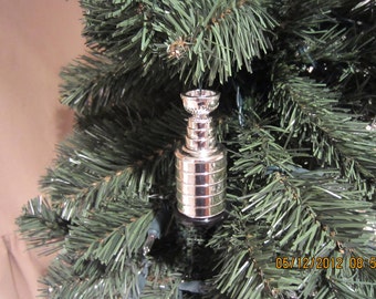 Stanley Cup Hockey  NHL Christmas ornament Cake Topper?