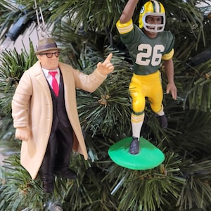 Ray Nitschke  Bart Starr  Reggie White  Lombardi Sharpe  Chumura  Brett Favre Levens Antonio Freeman Green Bay packers football ornament
