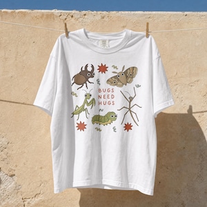 Insektgrafik-t-shirt, vintage-t-shirt med insektsillustration, marinblå naturtröja