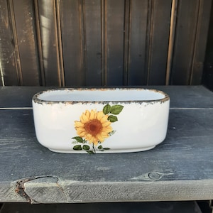 Sunflower large ceramic scrubbie/sos/sponge holder with hand sponged black and brown trim