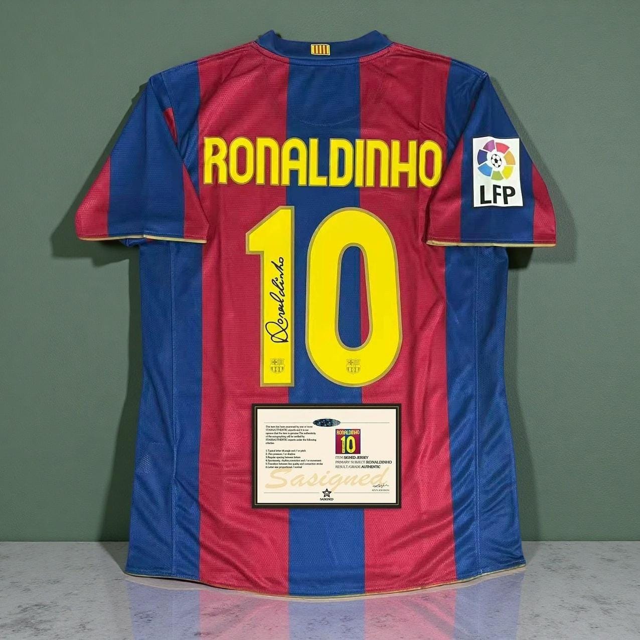 Ronaldinho barcelona jersey - Etsy 日本