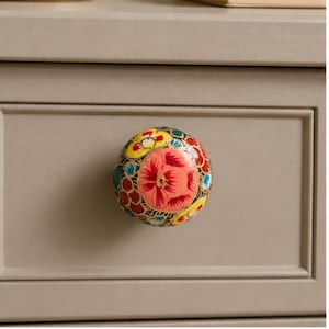 Hand Painted Floral Wood Cabinet Knob, Colorful Drawer Knob, Round Dresser Knob, Boho Furniture Hardware, Wooden Knob