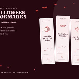 Op de afbeelding: Drie rechthoekige bladwijzers met een lichtroze achtergrond en donkerrode tekst en iconen. De ontwerpen bevatten een pompoen, een vleermuis en een blad, met de tekst Pumpkin Spice & Plot Twists, Reading Past Midnight en Cozy Season Reader.