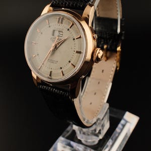 Vintage Cornavin Datocor watch
