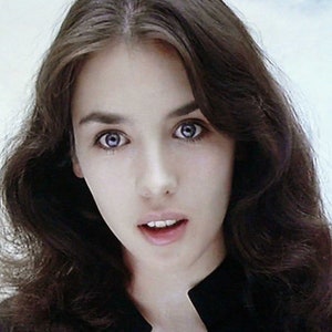 Isabelle Adjani made to order Plastic Life Mask Cast French Actress Special FX Make-up Camille Studio image 3