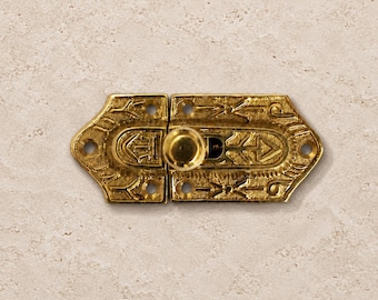 Pestillo de latón macizo para armario, cierre ornamentado para armario, herrajes para muebles de estilo vintage, pestillo decorativo de latón para puerta de armario.