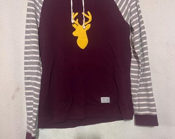 Orvis paarse hoodie met hertenprint, maat S | Gestreepte trui | Comfortabele herfstvondst uit een kringloopwinkel | Salty Maine Sea Witch | Ophalen in de buurt - XS