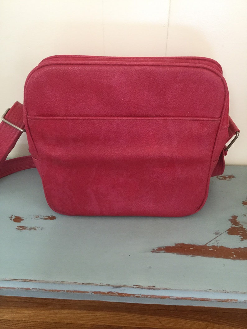 vintage royal traveller train case