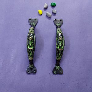 Tribal Man Playing Drum Door Handle | Pure Brass Primitive Man Gate Puller Set Cottage Decor
