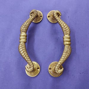 Warrior Bow Design Gate Pull Set | Pure Brass Modern Door Handle Pair Decoration