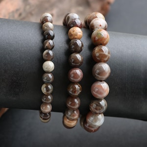 Armband med förstenat trä, armband med fossila stenar, handgjorda ädelstenssmycken, boho minimalistiskt armband, naturinspirerad gåva bild 8