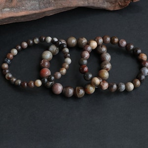 Armband med förstenat trä, armband med fossila stenar, handgjorda ädelstenssmycken, boho minimalistiskt armband, naturinspirerad gåva bild 6