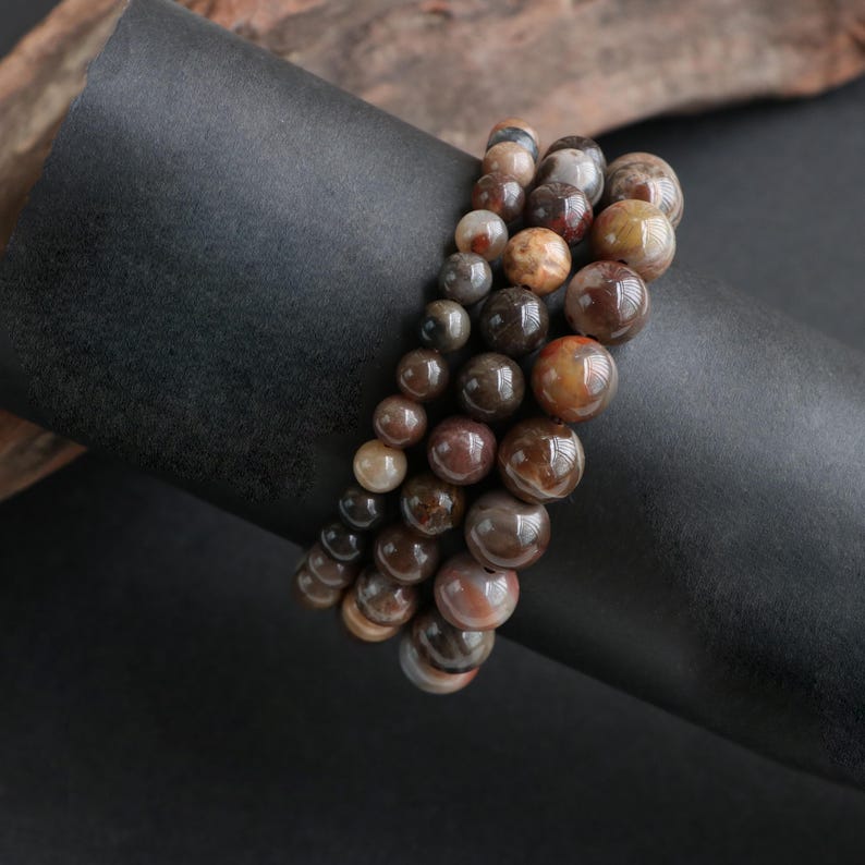Armband med förstenat trä, armband med fossila stenar, handgjorda ädelstenssmycken, boho minimalistiskt armband, naturinspirerad gåva bild 7