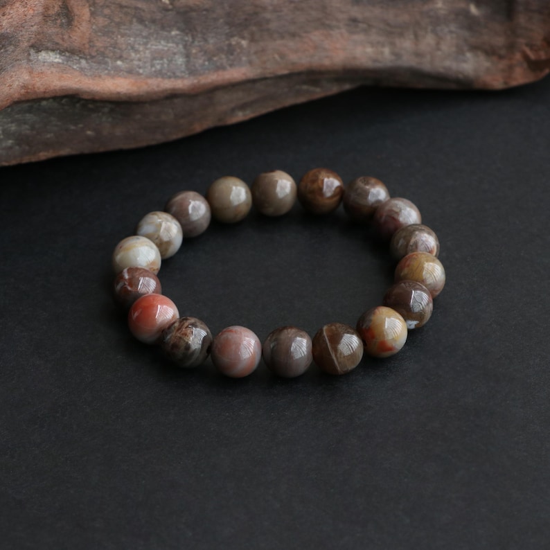 Armband med förstenat trä, armband med fossila stenar, handgjorda ädelstenssmycken, boho minimalistiskt armband, naturinspirerad gåva bild 2